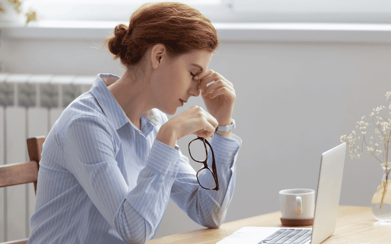 7-habits-worsen-dry-eye-syndrome